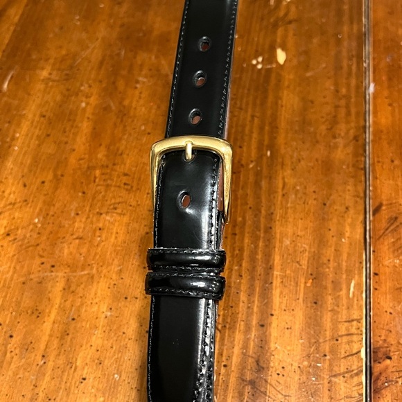 Other - Dockers Men's Split Leather Handcrafted Belt size 34/85
Gold Buckle